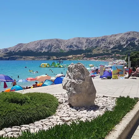 Lovincic 3* Baška