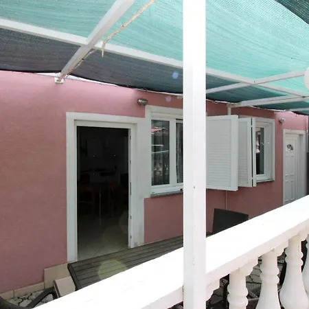 Lovincic Guest house *