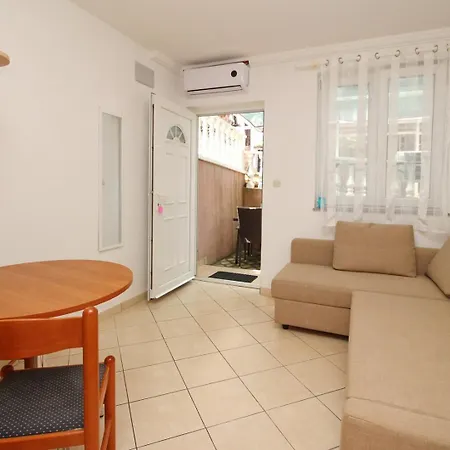 Gostinjska kuća Lovincic Baska (Krk)