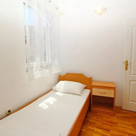 Lovincic 3* Baska (Krk)