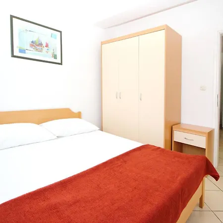 Guest house Lovincic