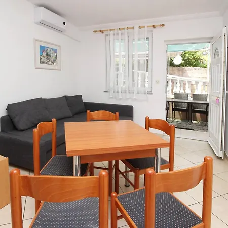 Gostinjska kuća Lovincic 3*