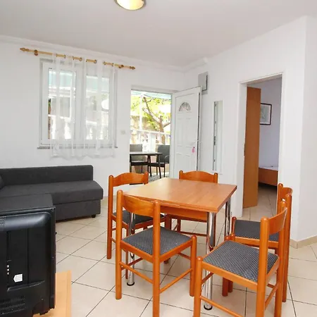 Lovincic Gostinjska kuća Baska (Krk)