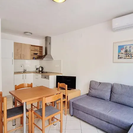Lovincic Guest house