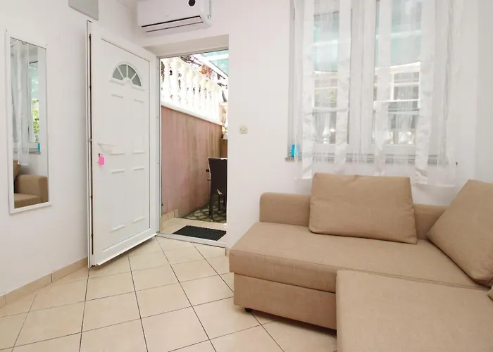 Lovincic Гостевой дом 3*